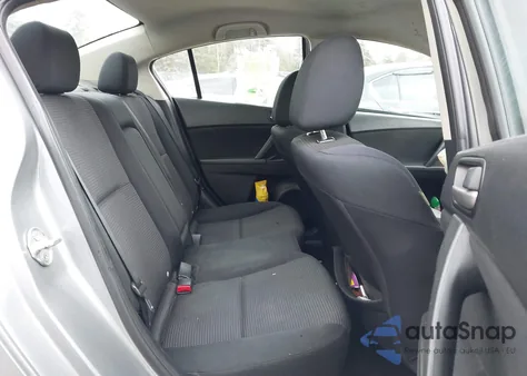 2013 Mazda Mazda3 I Touring из США, поврежденный, VIN JM1BL1VP0D1809770